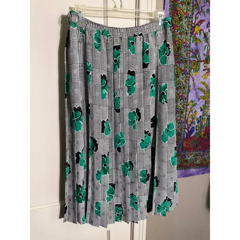 Vintage 80s Fink Modell 2 Piece Skirt Blouse Set Green Floral Plaid Size 40/L